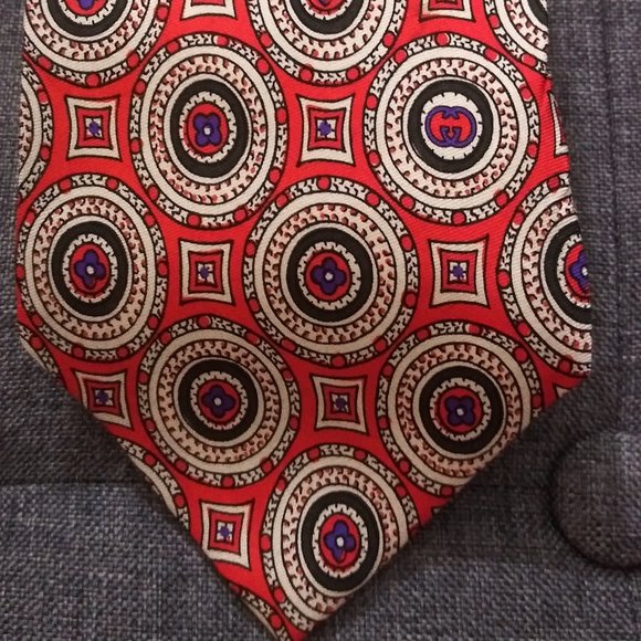 Halloweenie Ask %$$ Gucci 100 % Silk Tie - Picture 1 of 6